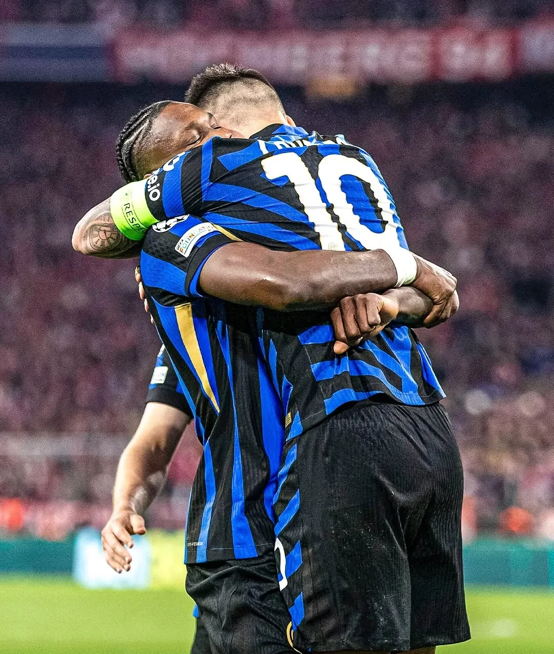 国际米兰客场击败亚特兰大，保持不败纪录