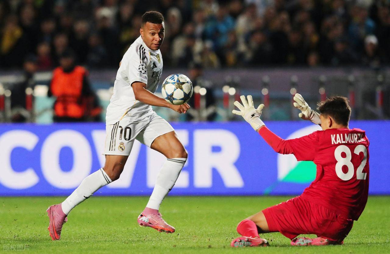 意大利绝地反击荷兰，姆巴佩关键制胜的简单介绍