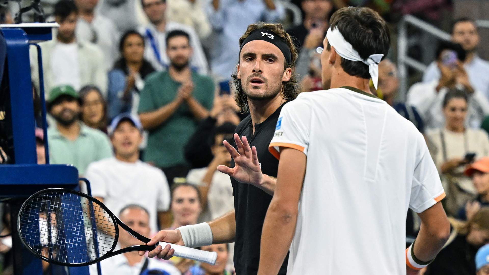 德国网球队爆冷意大利网球队，西西帕斯爆发神勇的简单介绍