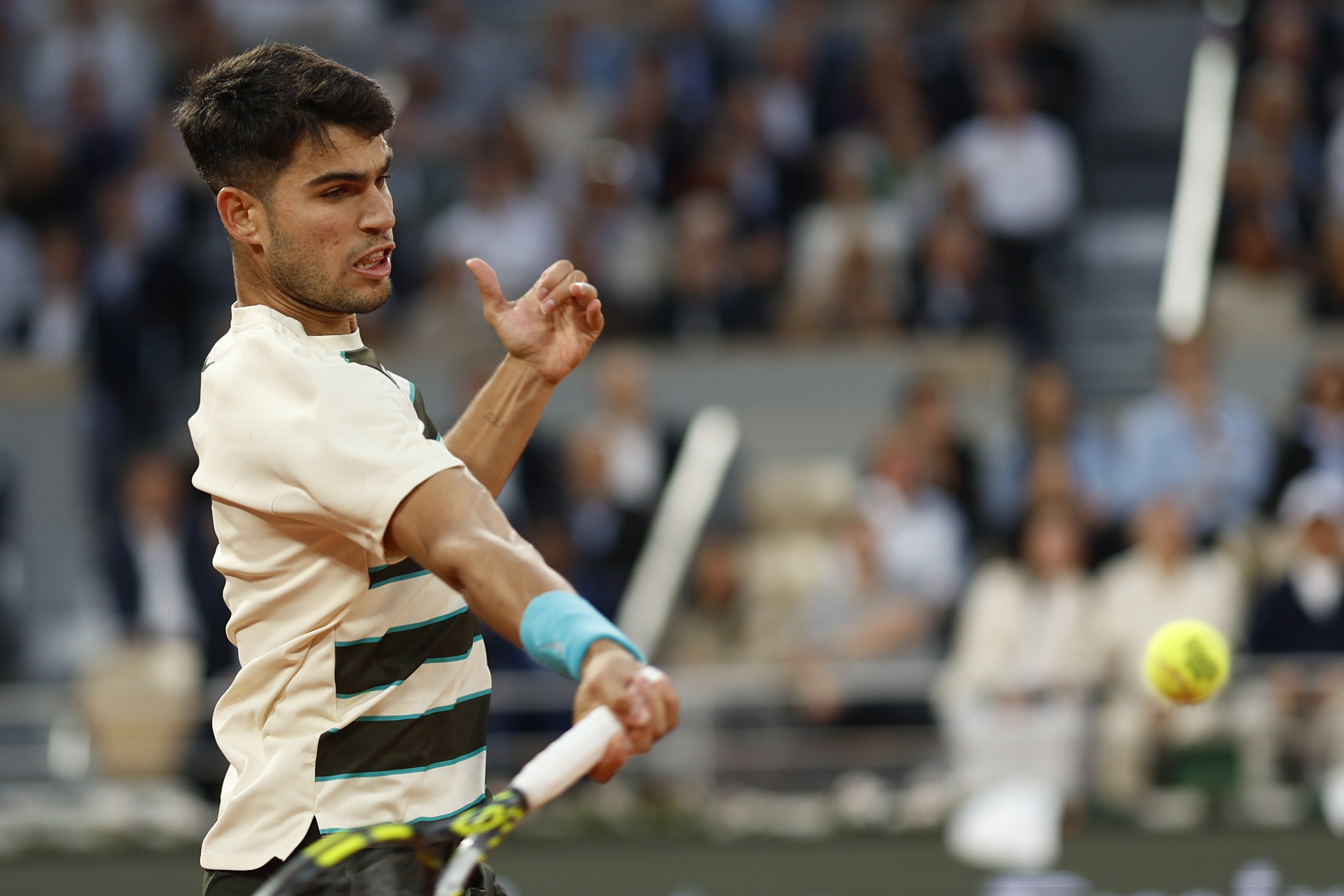 关于世界网球队险胜法国网球队,阿尔卡拉斯爆发神勇的信息 关于世界网球队险胜法国网球队,阿尔卡拉斯爆发神勇的信息