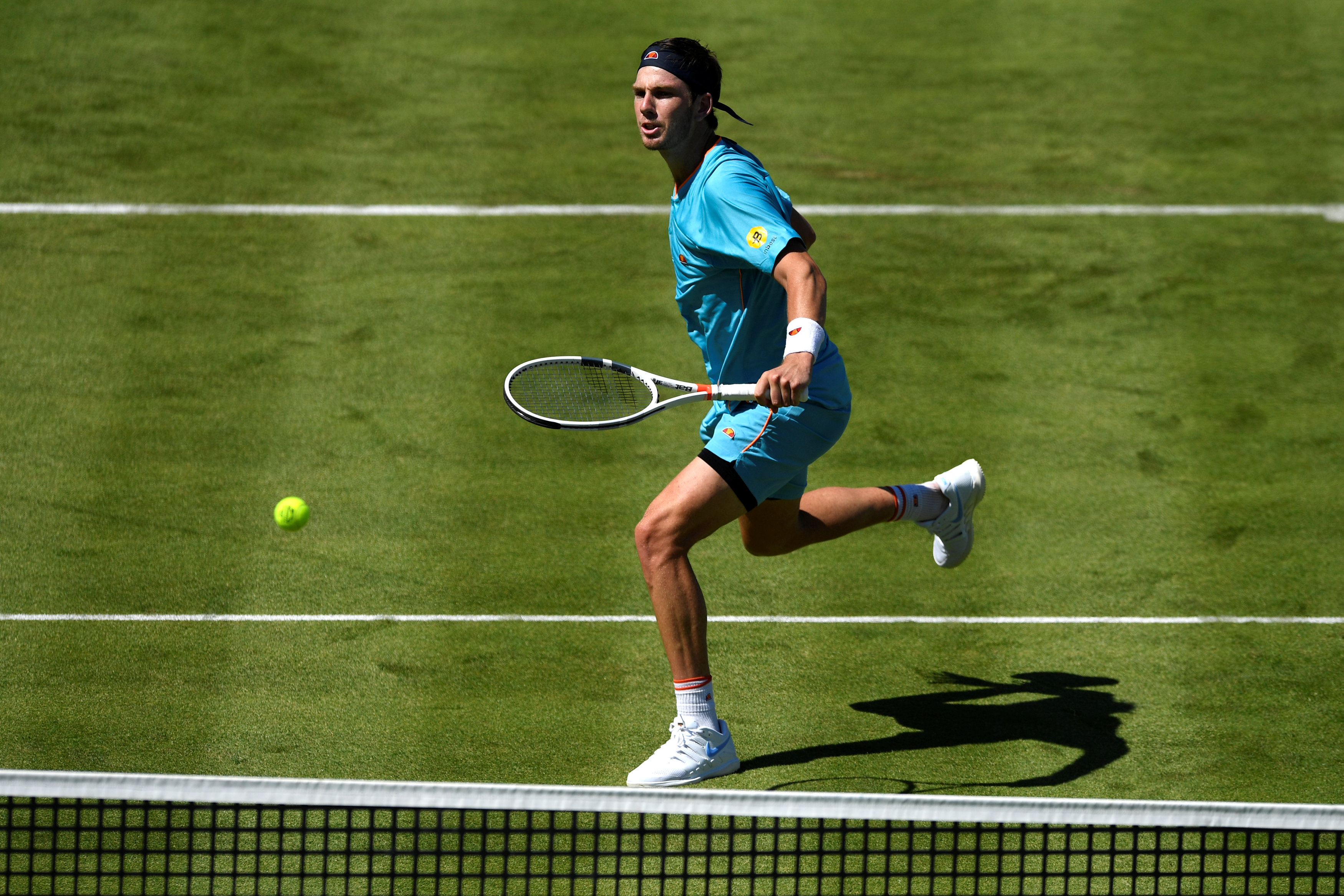 包含美国网球队翻盘法国网球队，瓦林卡爆发神勇的词条