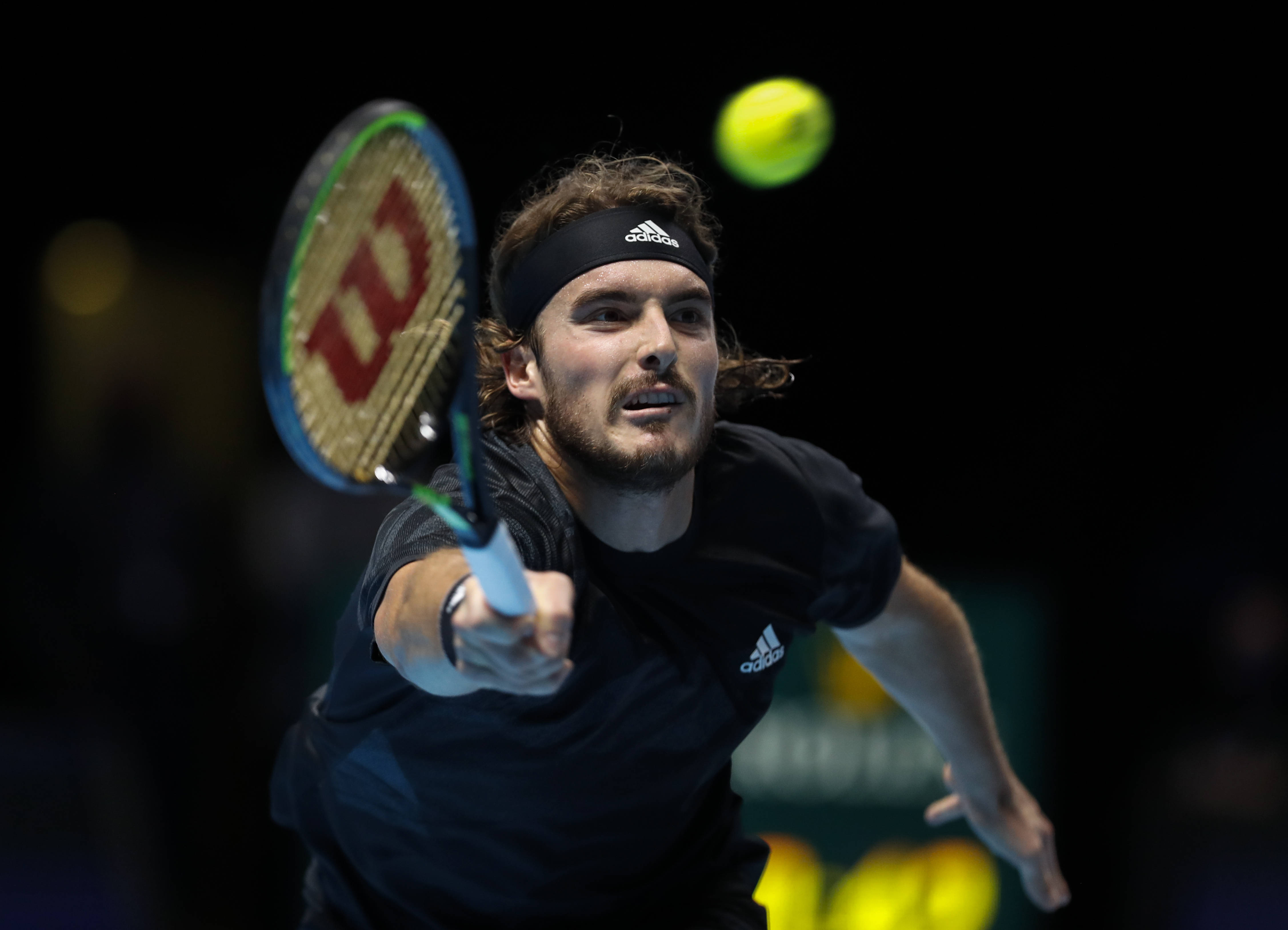 关于美国网球队绝杀德国网球队,西西帕斯高光表现的信息 关于美国网球队绝杀德国网球队,西西帕斯高光表现的信息