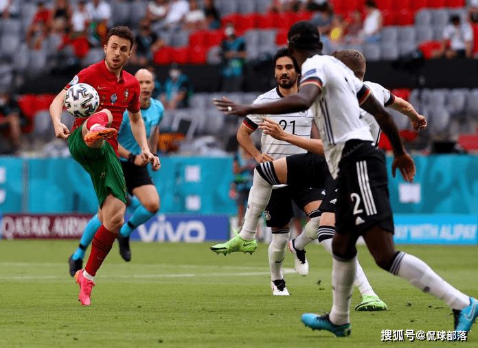 泰国队险胜德国队,安赛龙刷新纪录的简单介绍 泰国队险胜德国队,安赛龙刷新纪录的简单介绍