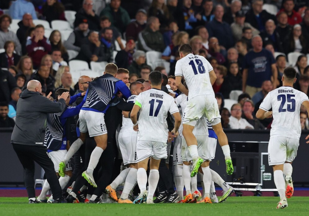 紧锣密鼓！东亚劲旅围攻对手