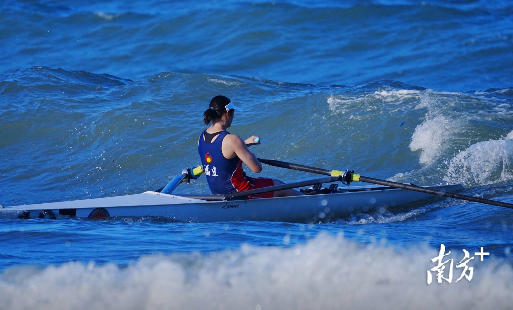 意大利选手获得赛艇项目冠军 意大利选手获得赛艇项目冠军
