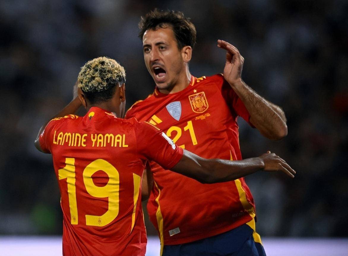 荷兰队击败保加利亚,挺进强 荷兰队击败保加利亚,挺进强