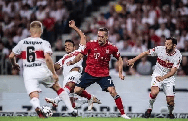 斯图加特客场取胜，势头良好