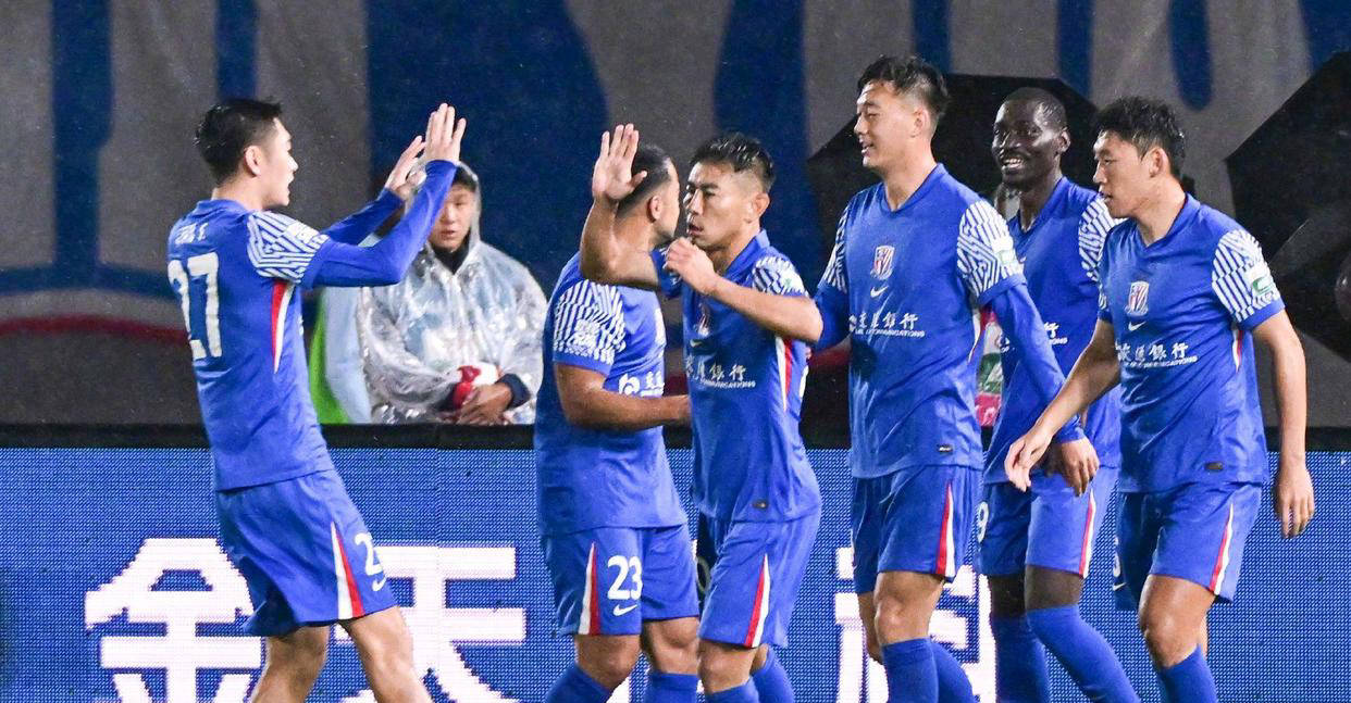 阵容调整后，上海申花迎来丰收