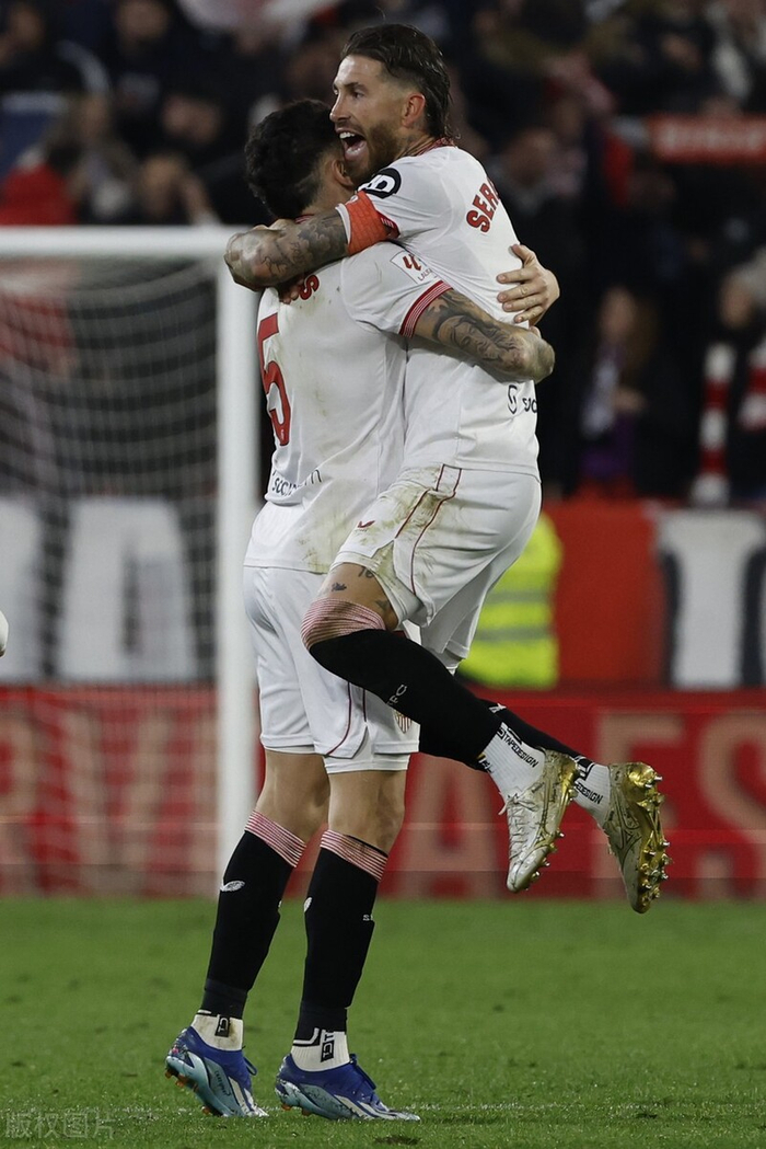 塞维利亚绝杀挪威，阿什拉夫扛起全队的简单介绍