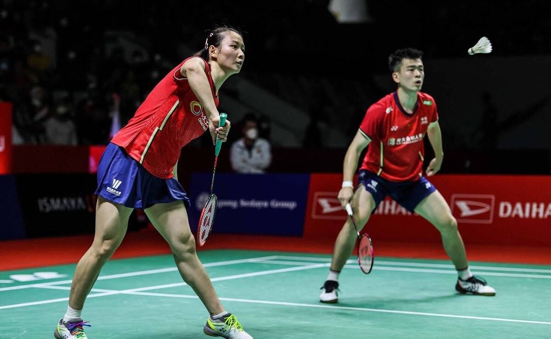 印尼队绝杀日本队，黄鸭组合刷新纪录的简单介绍