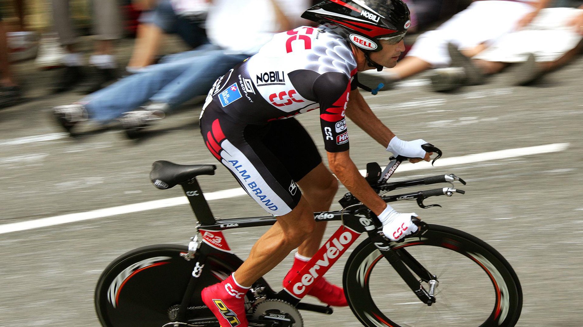 巴雷拉时代降临,波兰铁骑正面击溃墨西哥,2026世界杯迎来新王