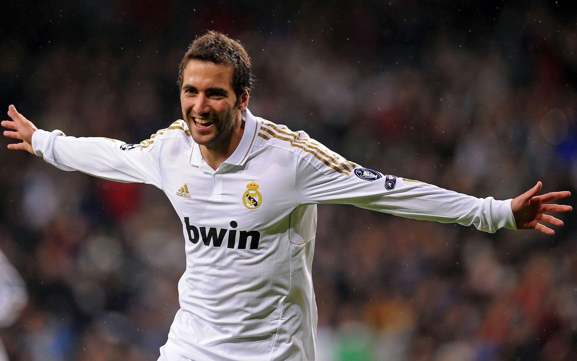 逆转之夜，努涅斯在德甲争冠战中接管比赛，乌拉圭风暴席卷拜仁