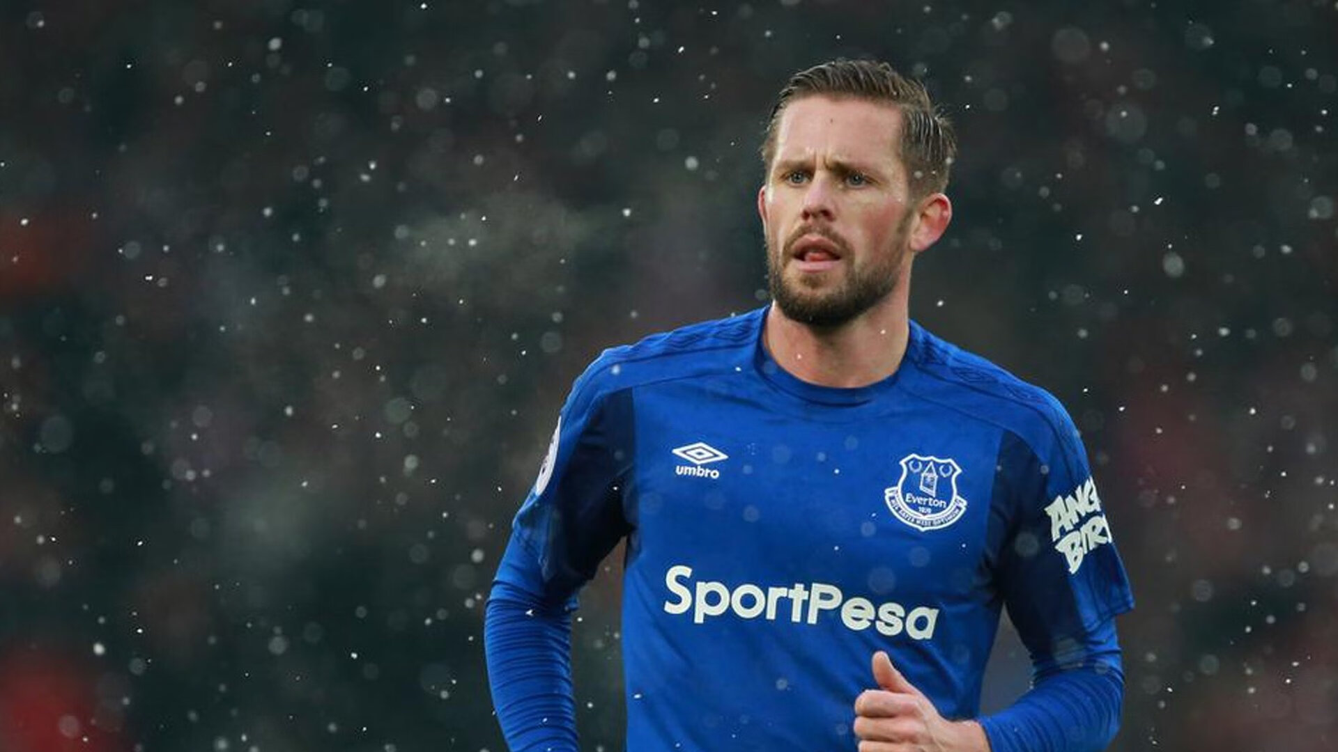 世界排名争夺战焦点战，鹈鹕全面压制北京队，展现跨联盟实力差距